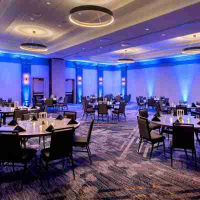 Boston Marriott Peabody Dining/Meeting Rooms