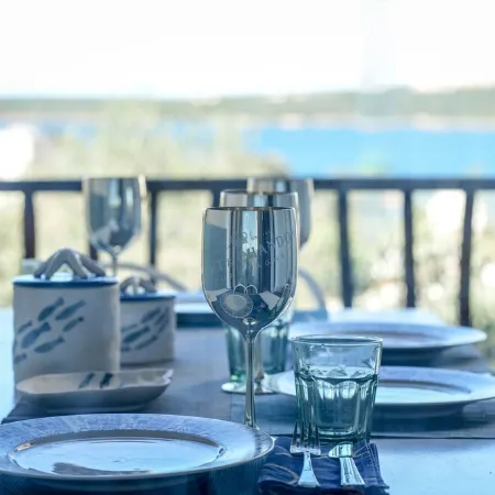 Sea view apartment in Portocervo, direct beach access