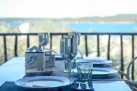 Sea view apartment in Portocervo, direct beach access