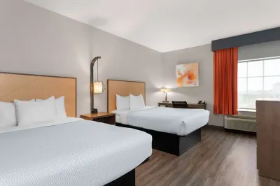 La Quinta Inn & Suites by Wyndham Ft. Pierce Hotels near Centro Pastoral Hispano San Juan Diego