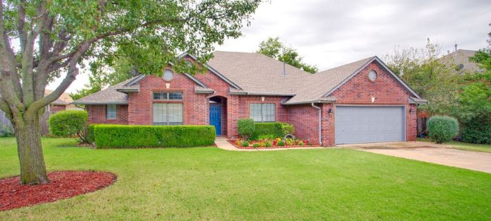 Space and lots of Comfort with 2,400 sq ft! Ξενοδοχεία στην πόλη Edmond