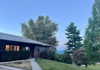 Secluded Mountain Retreat w/ 360° Views & Fire Pit