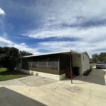 Waterfront Fishing Retreat.  Near Dunns Creek, Crescent Lake, St John's River