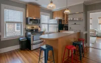 The Newport Haven - 3 Bedroom, 1 Bath in 5th Ward