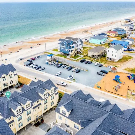 Ocean View, steps from sand, enjoy it all in your spacious 3-bedroom retreat
