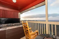 Spectacular Views, Jacuzzi, Clean Cabin, Fast Wifi, Ideal Location, by Dollywood