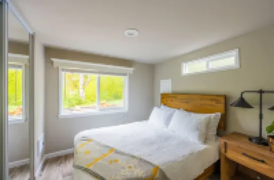 Rainforest Tiny Home Retreat #19 Rustic