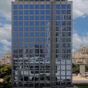 Holiday Inn Dubai Jumeirah Village Circle by IHG Отели рядом с достопримечательностью «Комплекс Дубай-Студио-Сити»