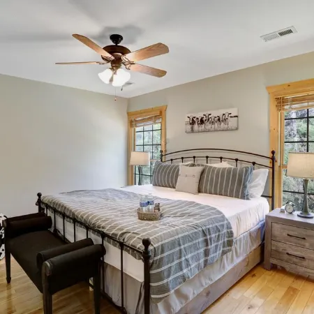 NEW! Valley View Mountain Getaway