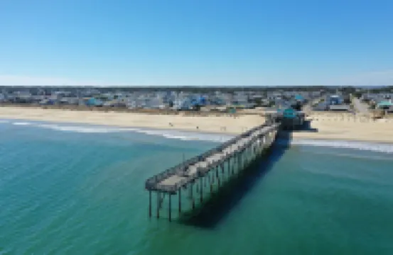 Renovated & Clean 'Original' OBX Bungalow, Direct Beach & Pier Access + EZ Cart