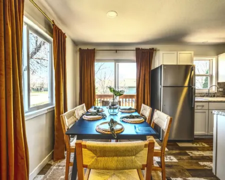 Willmar Jungle Safari Retreat! Hotels in Willmar