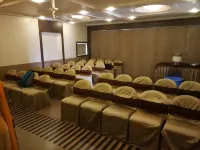 New Hotel Europa Inn Hotels in Раджкот