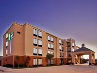Holiday Inn Express & Suites Cape Girardeau I-55