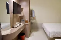 Style50 Homestay Hotels in Wonokromo