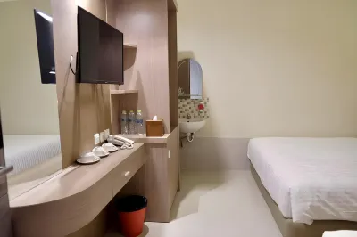 Style50 Homestay Hotels in Wonokromo