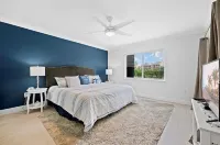 2/2 Condo Steps from the Beach