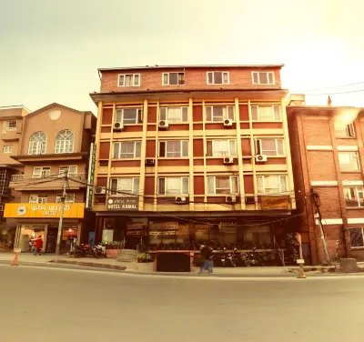 Hotel Kamal فنادق في 