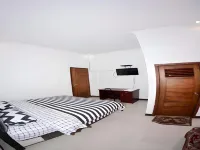 Omahakas Hotel Hotel dekat Pasar Stasiun Labuhan Ratu