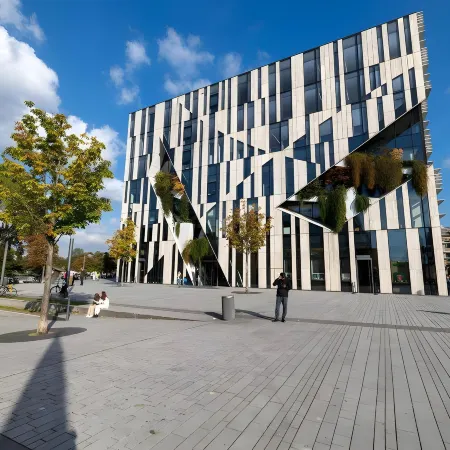 Limehome Düsseldorf Stresemannstraße - Digital Access Отели рядом с достопримечательностью «Парк Хофгартен»