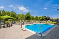 Sleep Inn & Suites - piscina