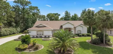 “La Casa Bella” - Your Home away from Home!PERFECT FOR SNOWBIRDS AND FAMILIES