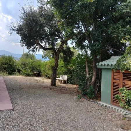 Sunny House, vacation home with garden near the beach in Budoni!