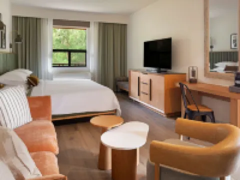 เรด คลิฟส์ ลอดจ์ ไซออน, อะ ทริบิวต์ พอร์ตโฟลิโอ โฮเทล - แมริออท บอนวอย โรงแรมในสปริงเดล