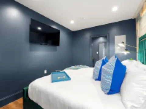 Walk to Stone Mountain Park! Boutique Loft Downtown Stone Mountain GA Hotels in Stone Mountain