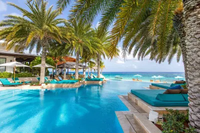 Zemi Beach House, LXR Hotels & Resorts Hoteles cerca de St. Gerard's Roman Catholic Church