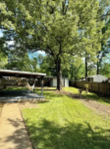 Charming 4-bedroom house with AC and WiFi in peaceful Texarkana