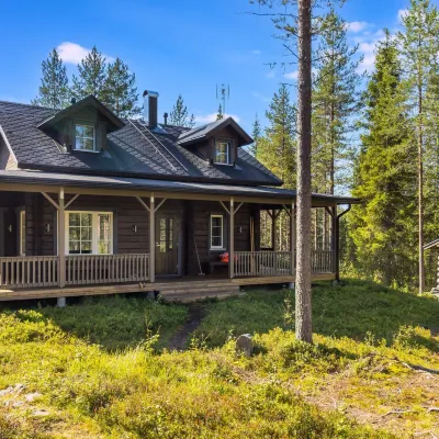 Kiehtäjän kuohu Hotels near Oulanka National Park