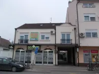 B&B Passage Hotels near Omladinski Park