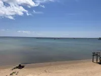 Waterfront 1Br / Beach Access + Sun Deck