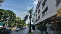 Hotel Real Del Sol - Zona Expo Industrial 과달라하라 호텔