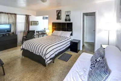 Green Seas Motel