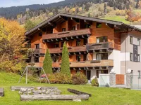 Modern Suite Directly on the Ski Slope Hotels in Saalbach