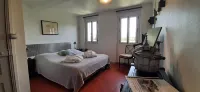 Bed and Breakfast la Grande Lauzade Hotels in Le Luc