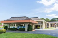 Days Inn by Wyndham Norfolk Airport Hotels in Norfolk