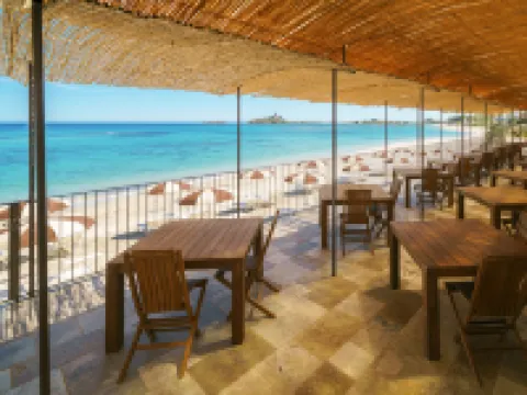 サンテフィス ホテル プーラのホテル