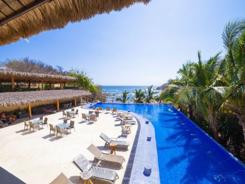Coral Blue Huatulco All Inclusive