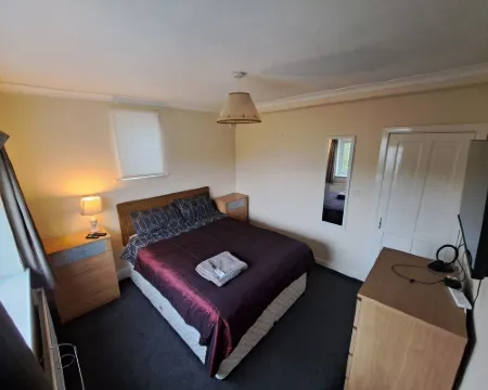 Woodard House Hotels in Birkenhead