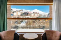 Hotel GoodAura - Mountain view