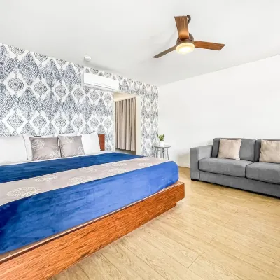 Ocean's Sound Hotel Hotels near Cruise terminal