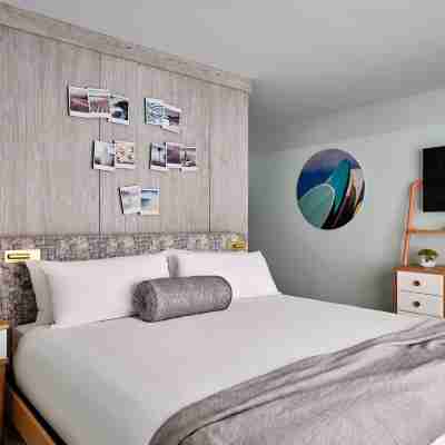 Riviera Beach Resort Rooms