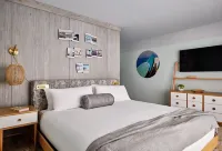 Riviera Beach Resort - parking