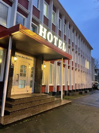 Haven - Hotel am Stadion Отели в г. Леверкузен