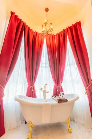 Sunbright Inn Отели в г. Дефьюниак Спрингс