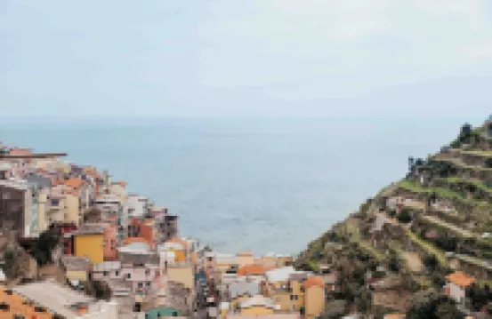 Casa 67 Seaview Studio with Terrace & Jacuzzi in Manarola