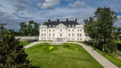 Pałac Komierowo