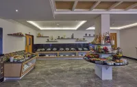 Grand Continent Mahabalipuram A Sarovar Premiere Affiliate Hotel - breakfast